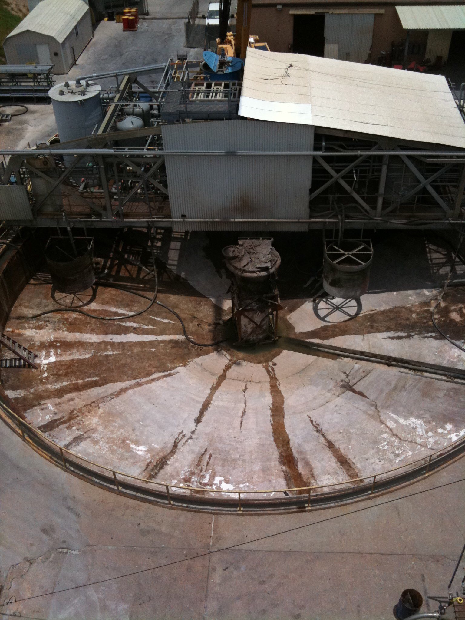 Clarifier rehabilitation and interior lining — Gulf Chemical